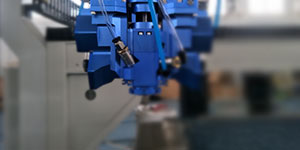 全自動(dòng)涂膠機(jī)加工時(shí)出現(xiàn)（U軸）攪拌棒無法旋轉(zhuǎn)的解決辦法