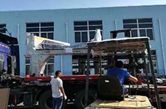 青島燈具行業(yè)公司采購凱偉燈具點膠機提高密封效果