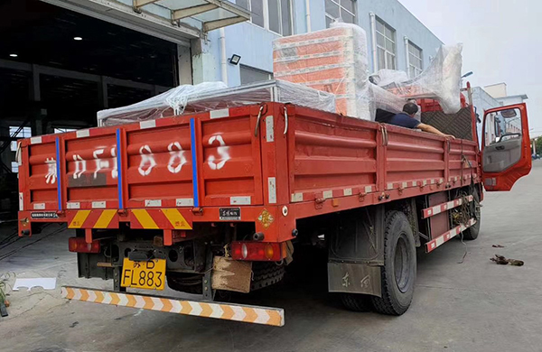 KW- 720雙組份硅膠全自動點膠機