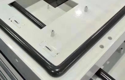 歐式玻璃門(mén)密封發(fā)泡設(shè)備