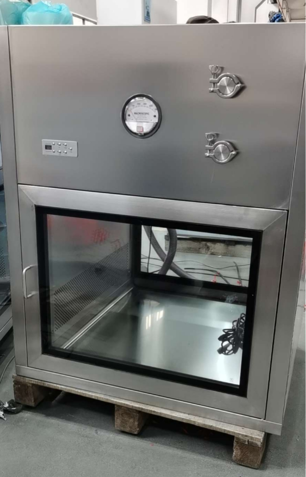 密封發(fā)泡設(shè)備點膠