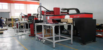 凱偉聚氨酯固化劑AB雙組份點(diǎn)膠機(jī)