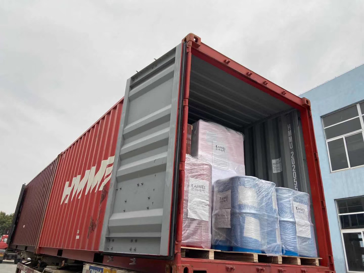 重慶某公司KW-520-高效過濾器專用-密封發(fā)泡設備準備發(fā)貨