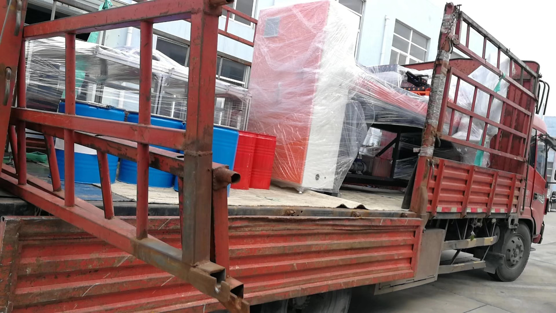 廣東惠州KW-520C汽車內(nèi)飾門密封專用-點膠發(fā)泡機發(fā)貨