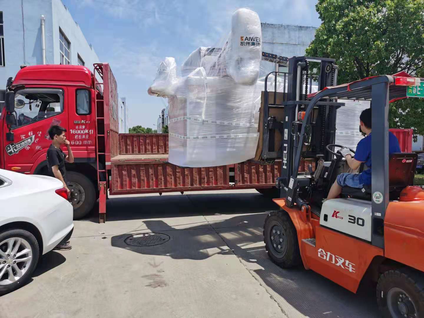 全自動密封涂膠設(shè)備KW-520，發(fā)貨蘇州吳江