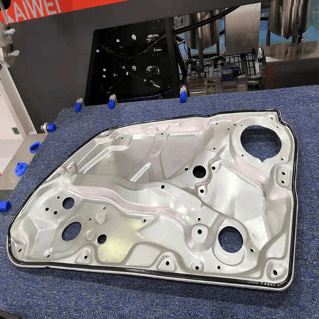 密封涂膠機(jī)在汽車(chē)行業(yè)中的密封解決方案