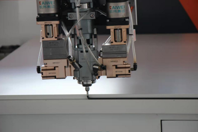 涂膠機(jī)工作效率大解析